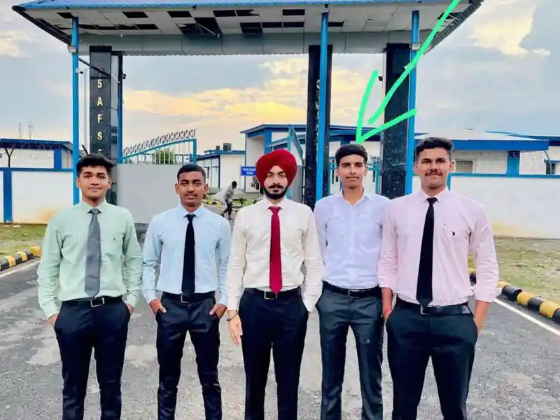 SSB Selection of dreamers students