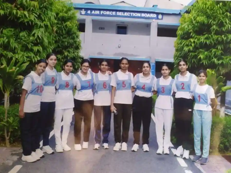 V-NDA Women Batch 727 candidates at AFSB Varanasi Cantt after SSB interview round.